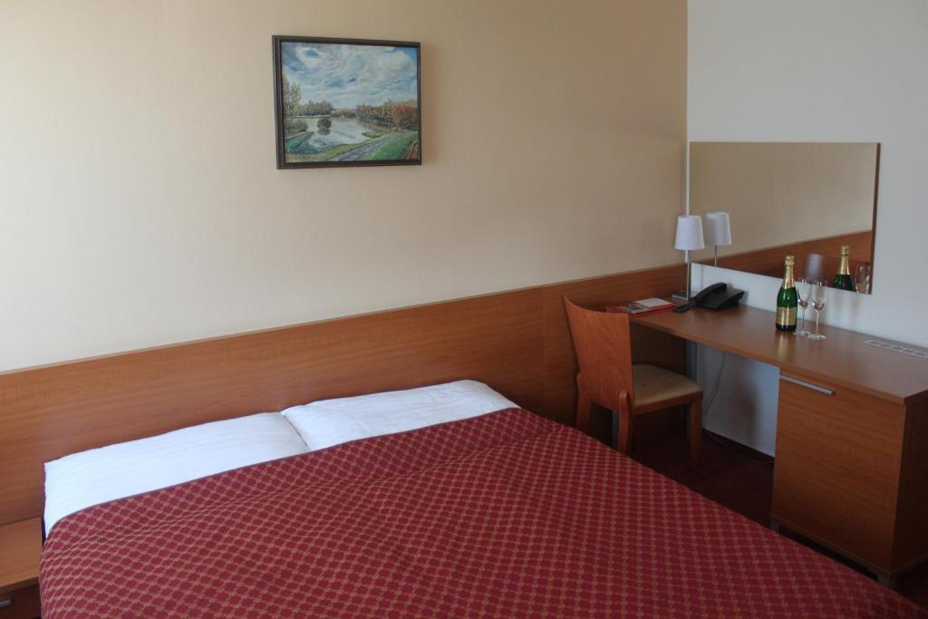 Hotel Dominika Bratislava Cameră foto